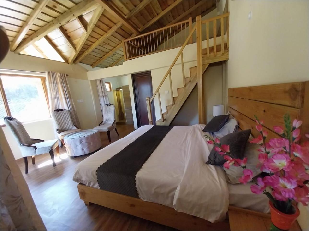 Hotel Anmol Paradise à Mukteshwar Extérieur photo